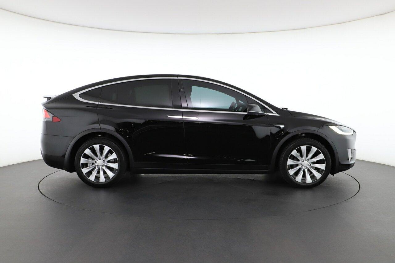 Tesla Model X image 2