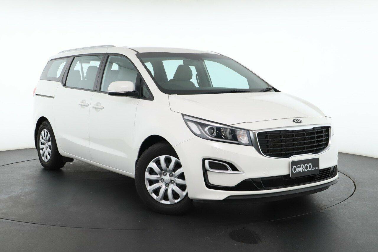 Kia Carnival image 1