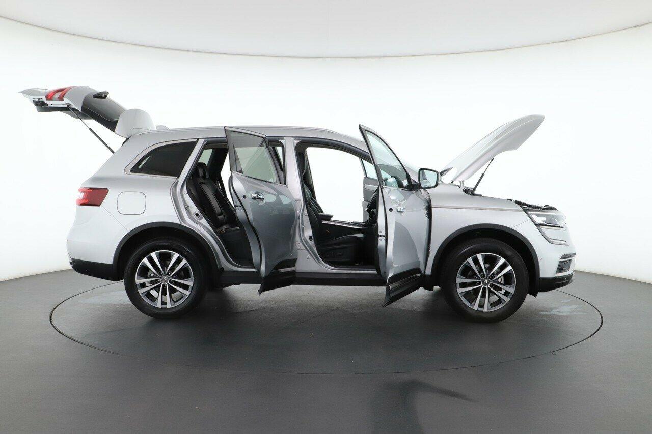 Renault Koleos image 2