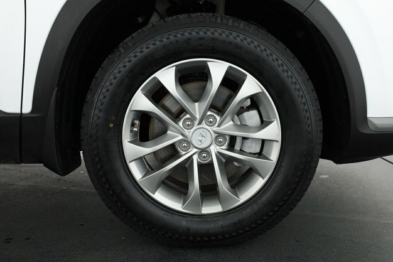 Hyundai Santa Fe image 4