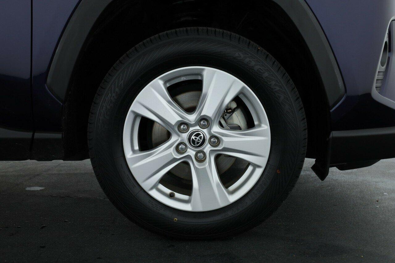 Toyota Rav4 image 4