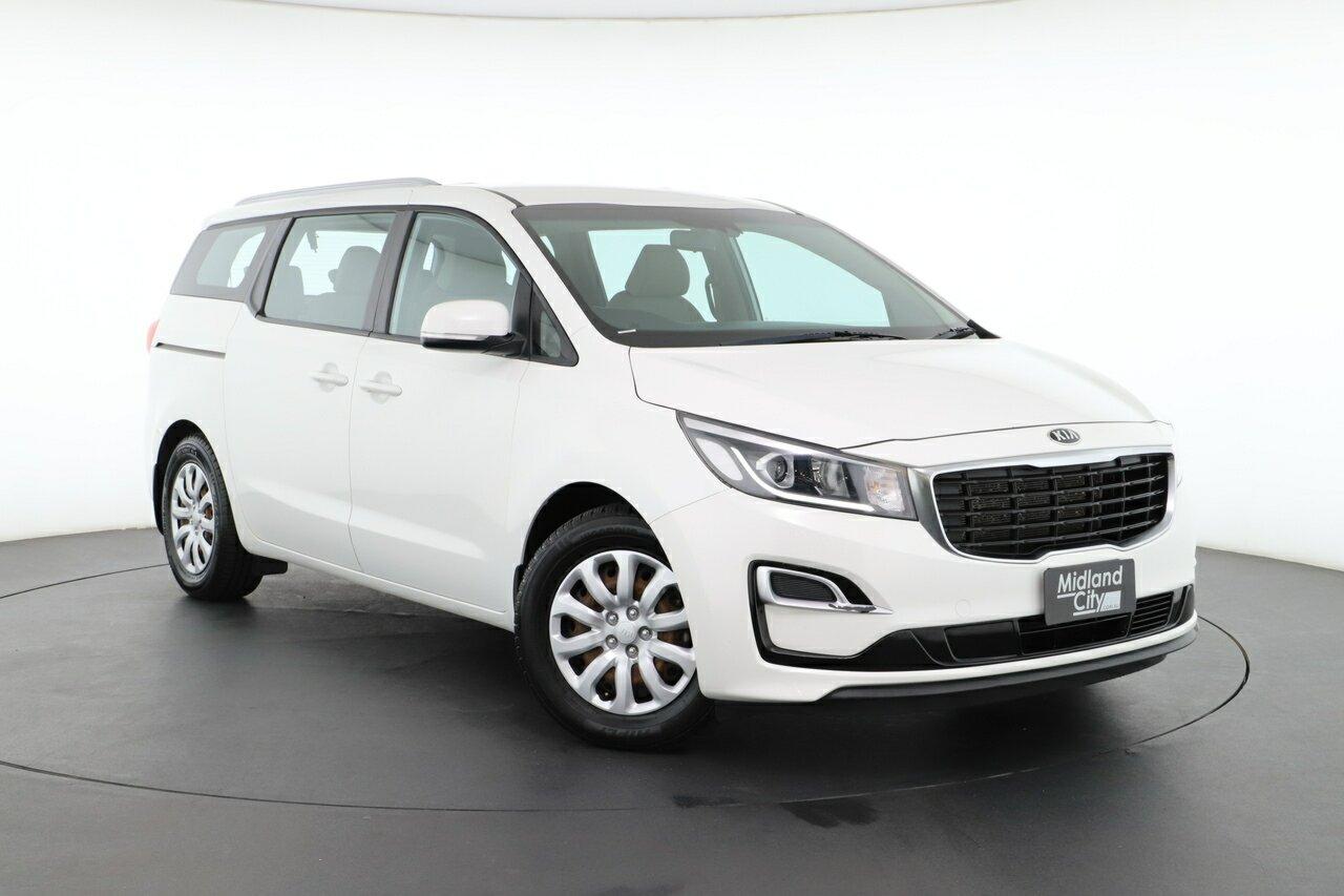 Kia Carnival image 1
