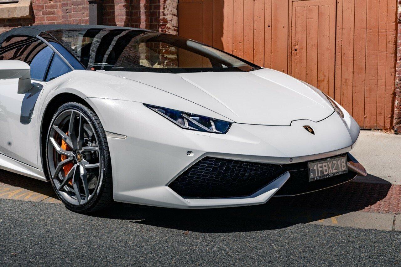 Lamborghini Huracan image 3