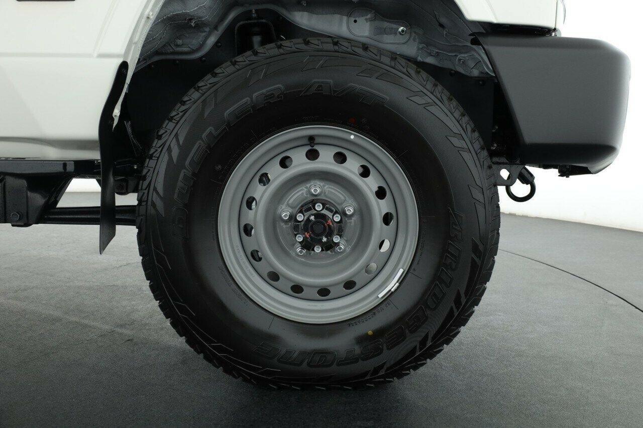 Toyota Landcruiser image 4