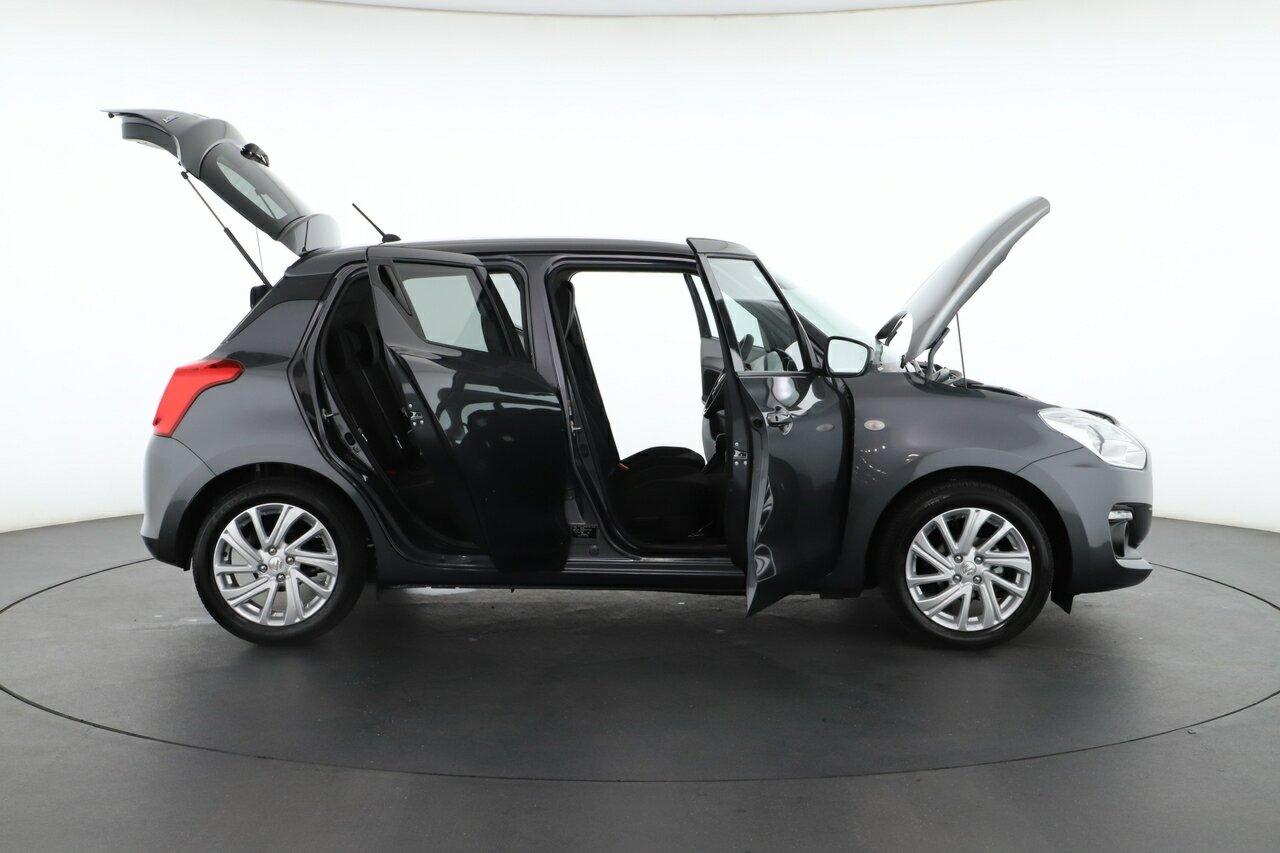 Suzuki Swift image 2