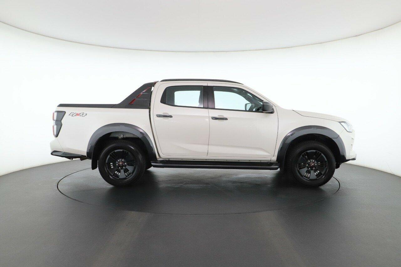 Isuzu D-max image 2