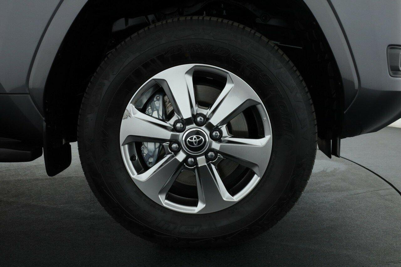 Toyota Landcruiser image 4