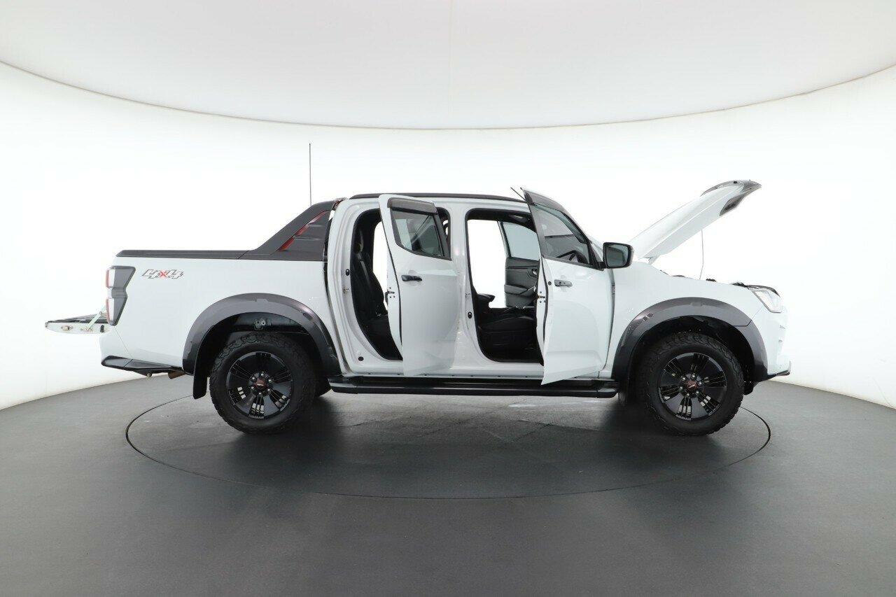 Isuzu D-max image 2