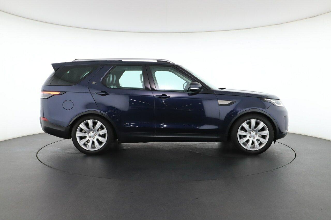 Land Rover Discovery image 3
