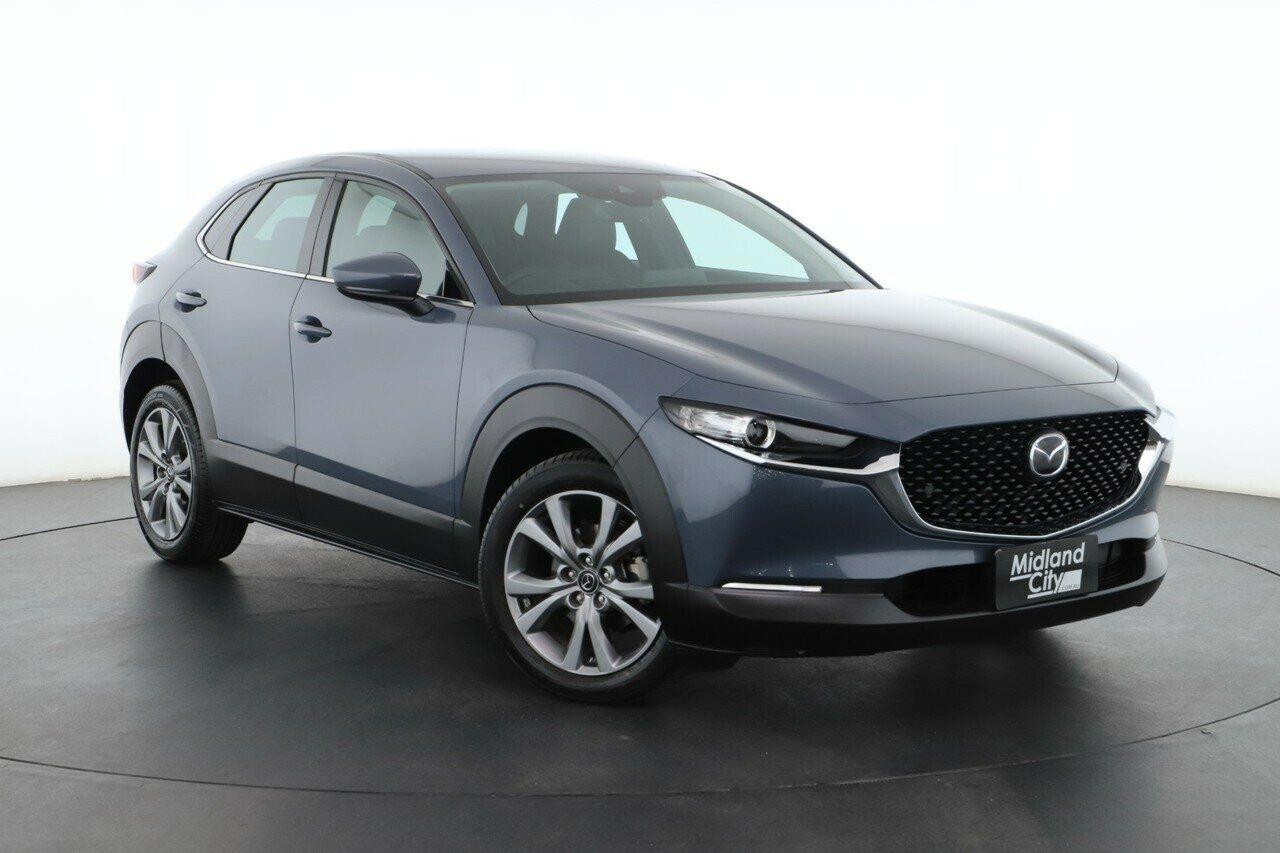 Mazda Cx-30 image 1