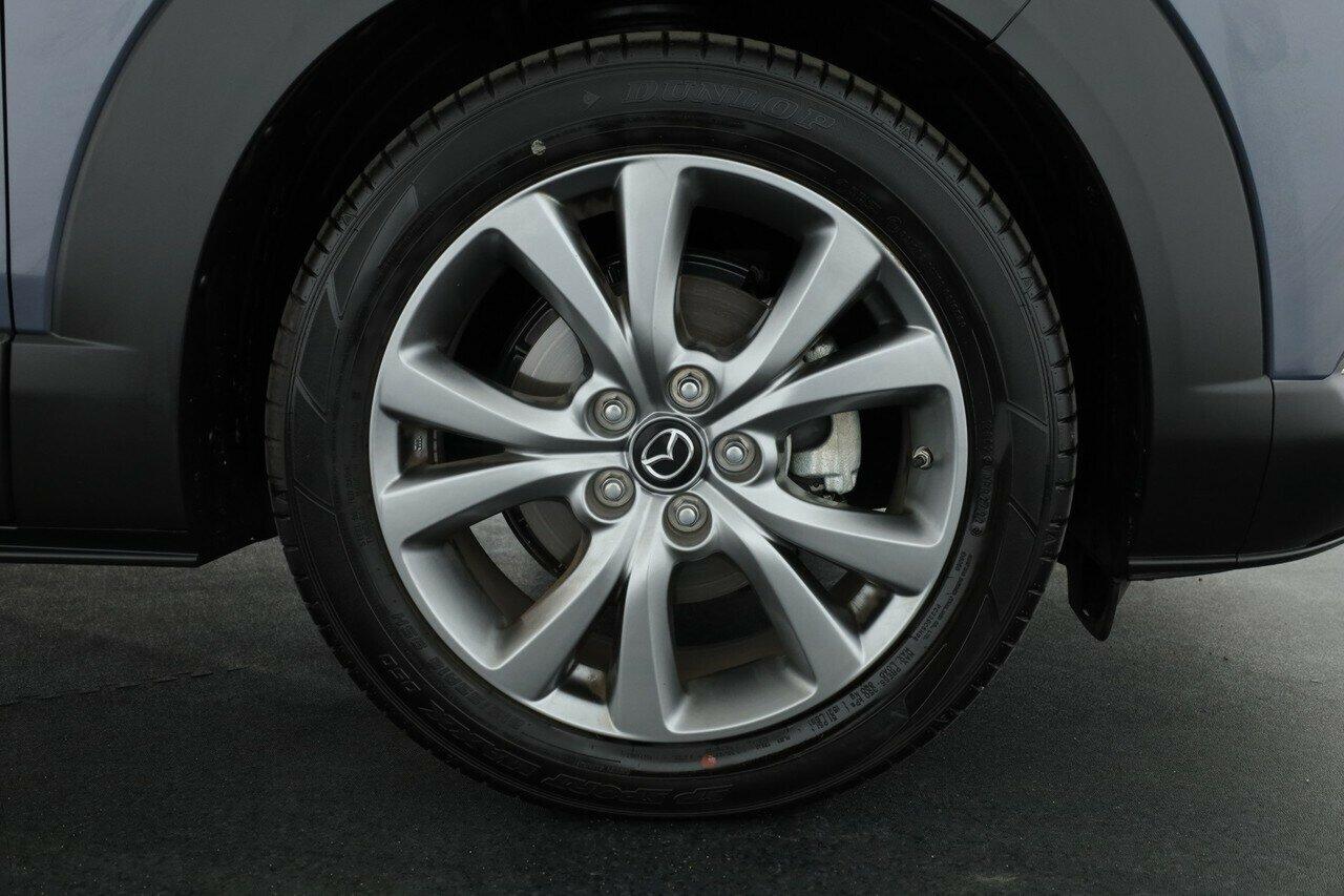 Mazda Cx-30 image 4