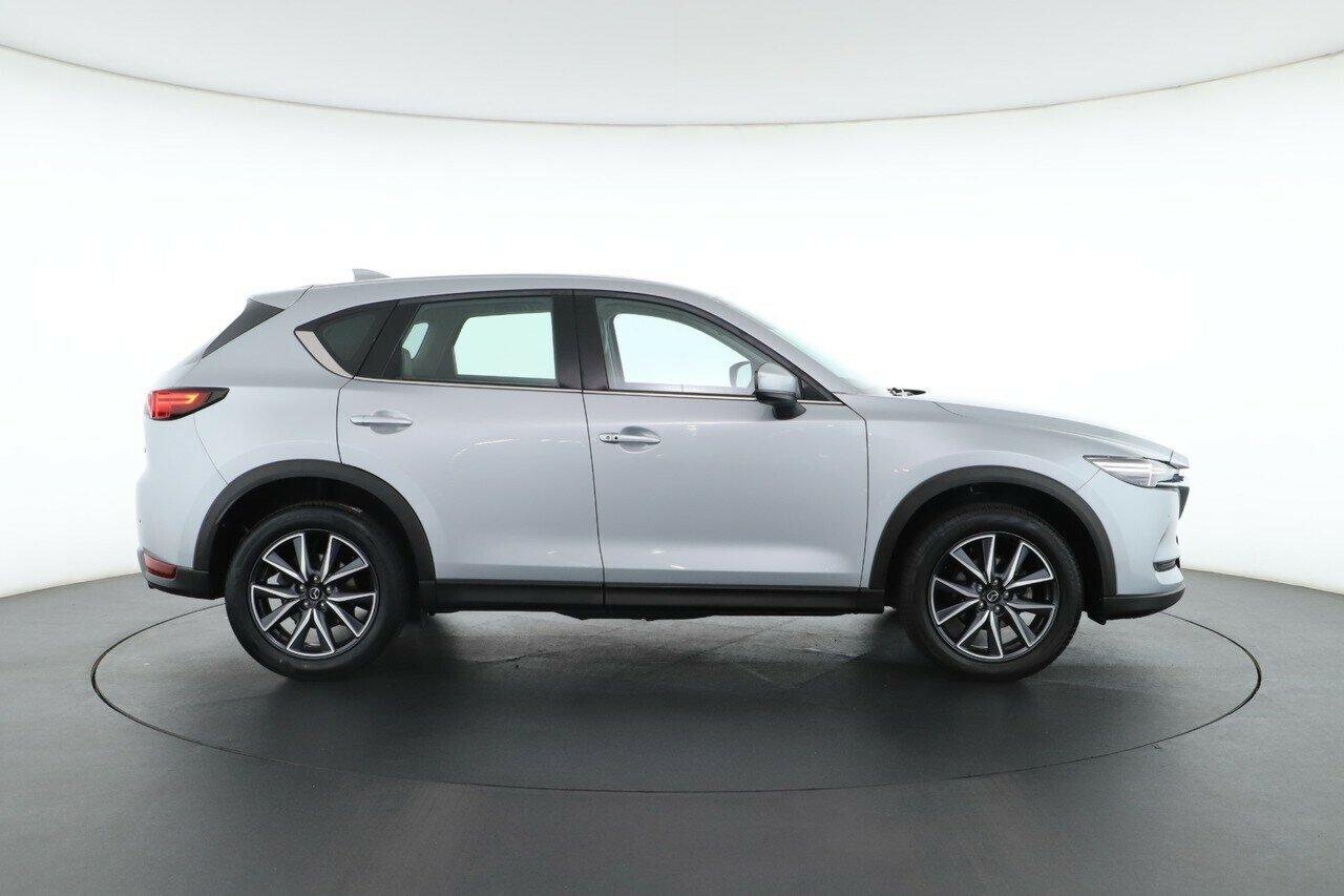 Mazda Cx-5 image 2
