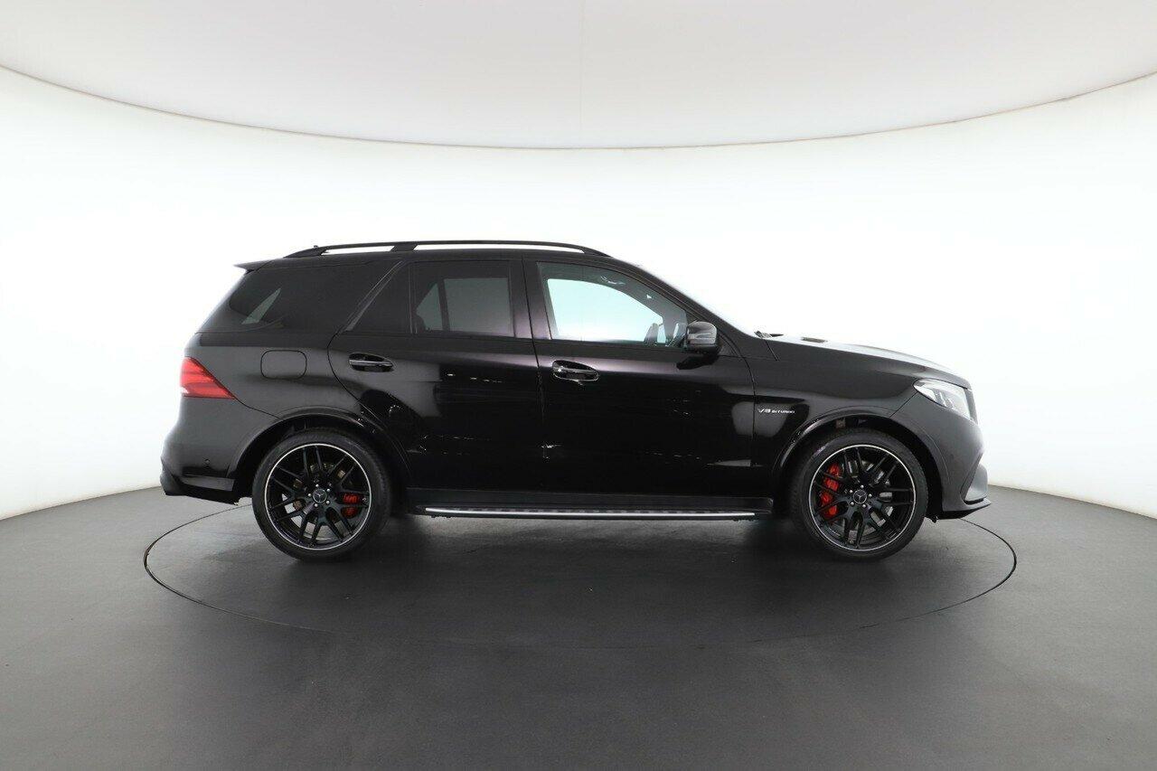 Mercedes Benz Gle-class image 2