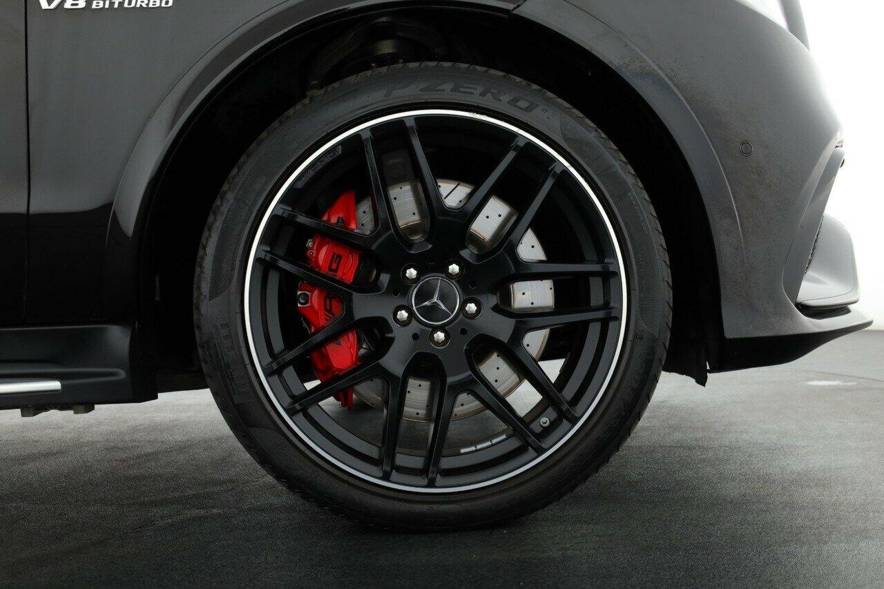 Mercedes Benz Gle-class image 4