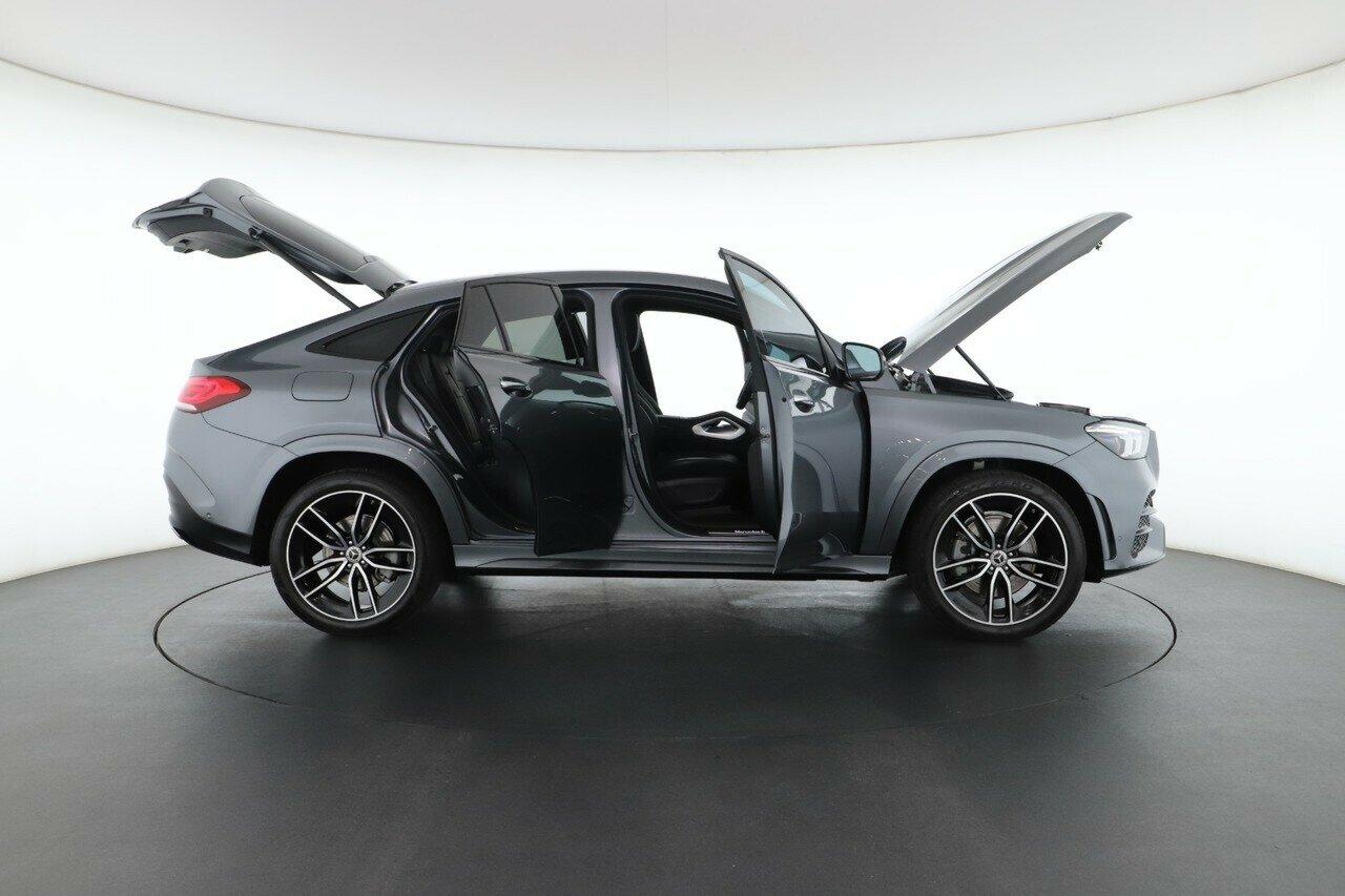 Mercedes Benz Gle-class image 2