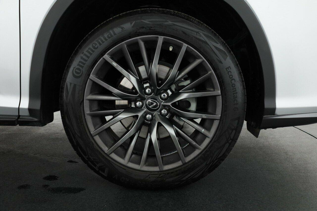 Lexus Rx image 4
