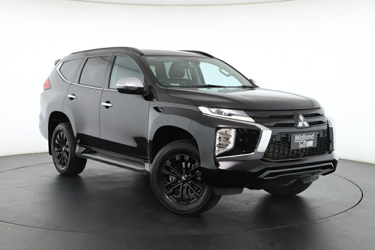 Mitsubishi Pajero Sport image 1