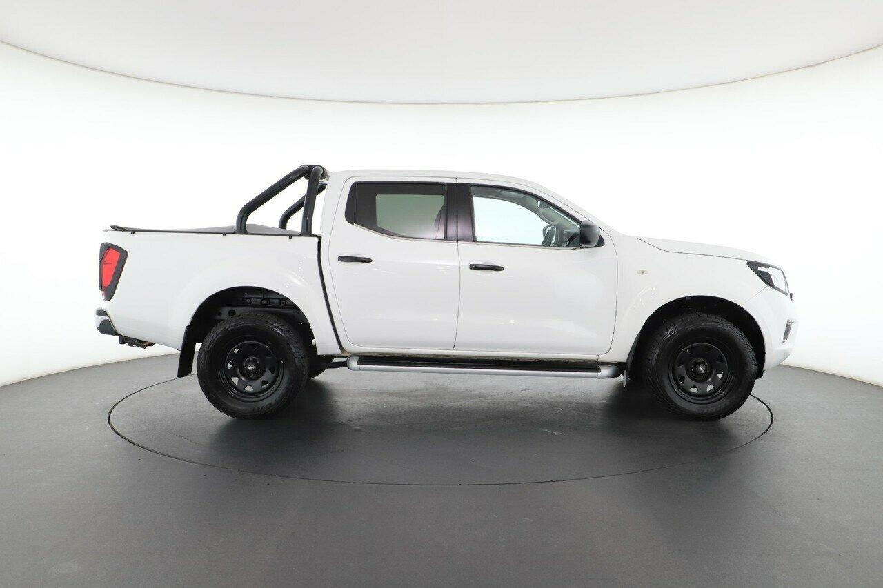 Nissan Navara image 2