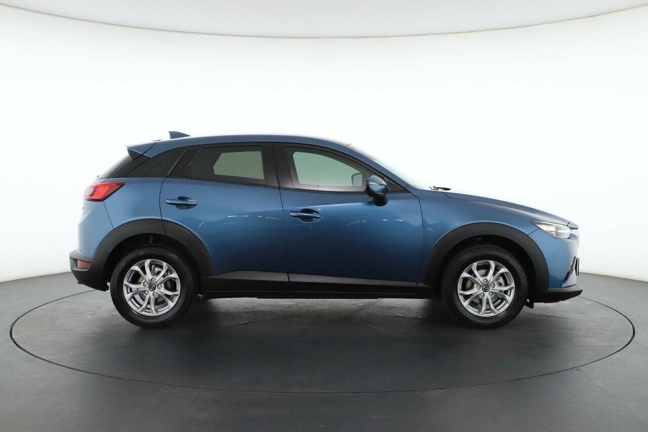 Mazda Cx-3 image 2