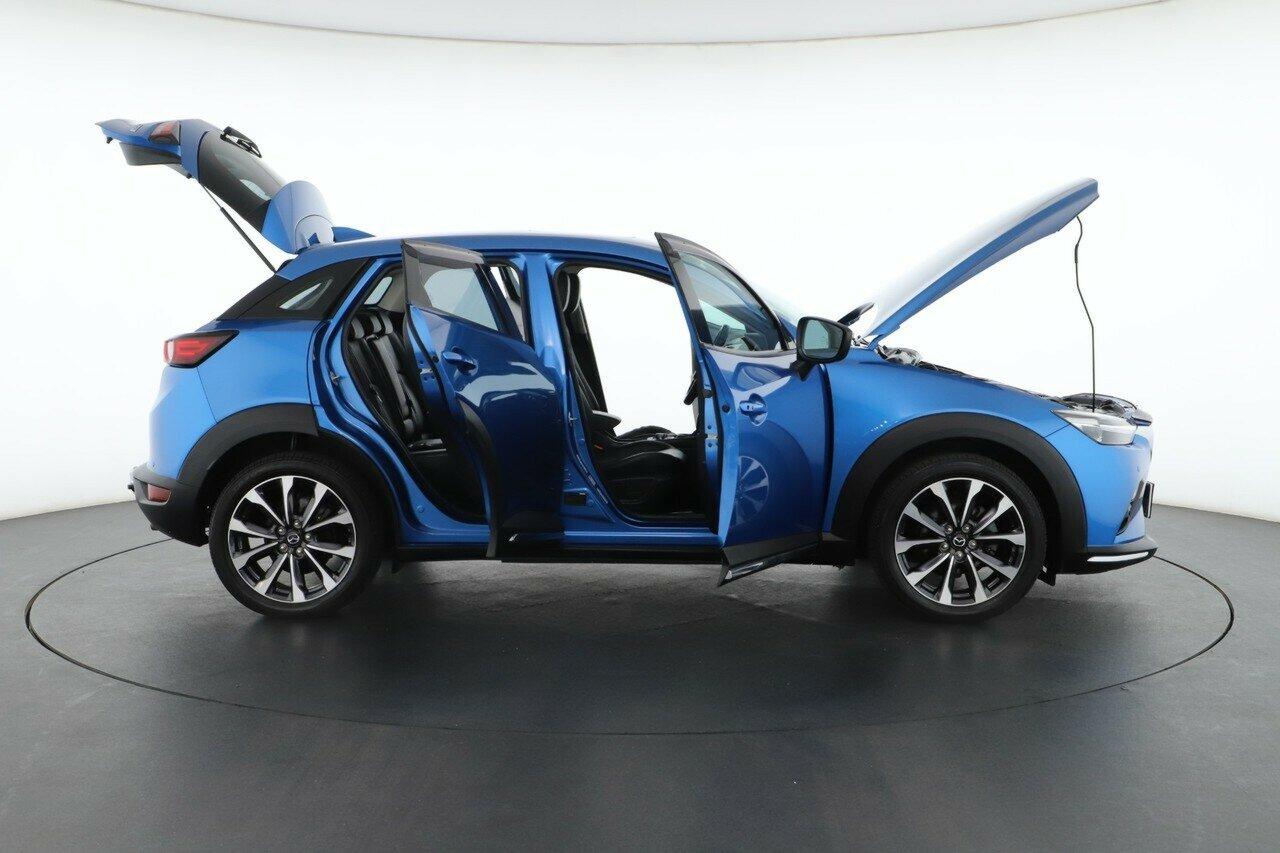 Mazda Cx-3 image 2