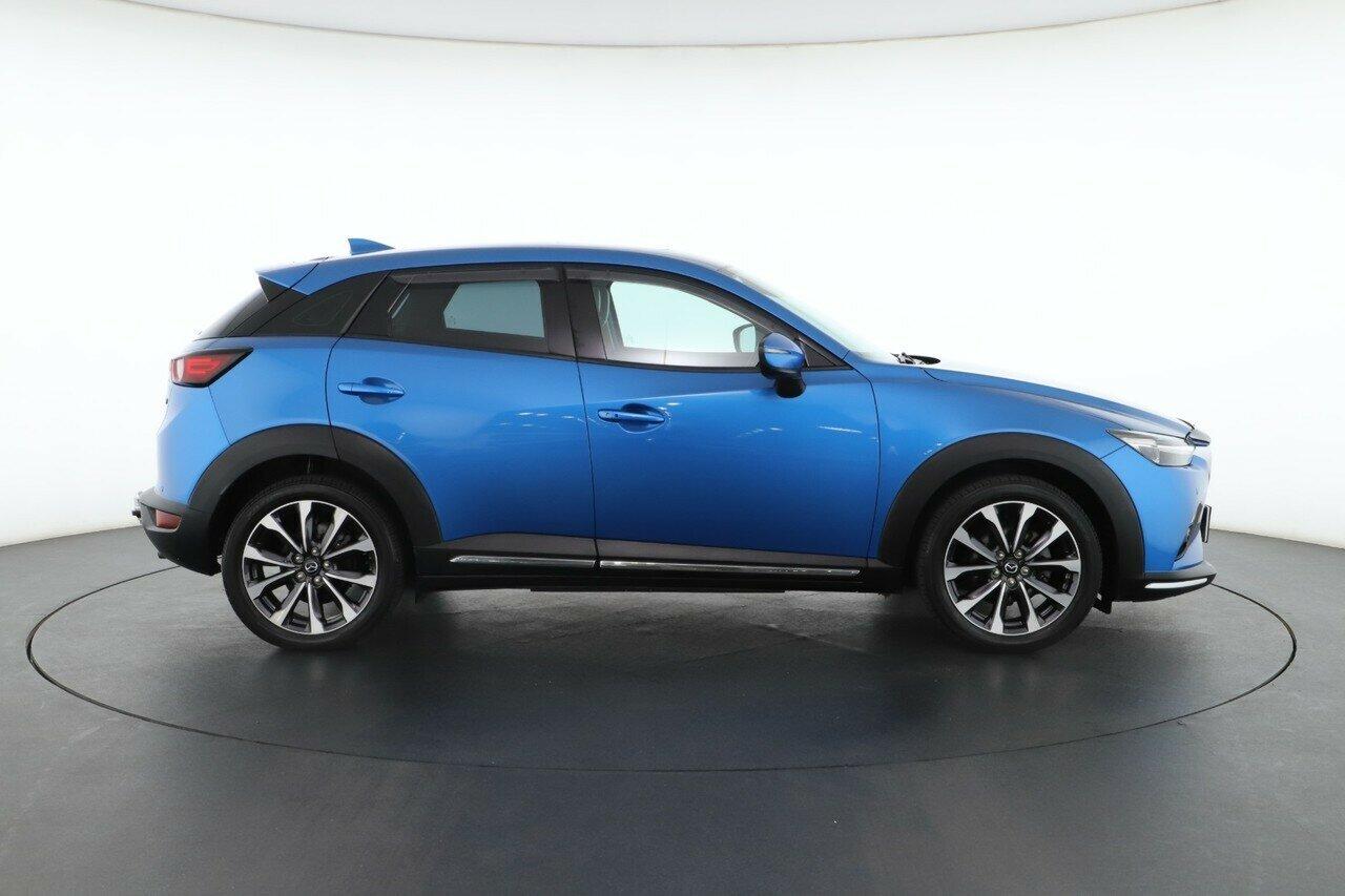 Mazda Cx-3 image 3