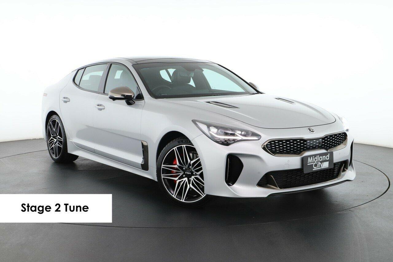 Kia Stinger image 1