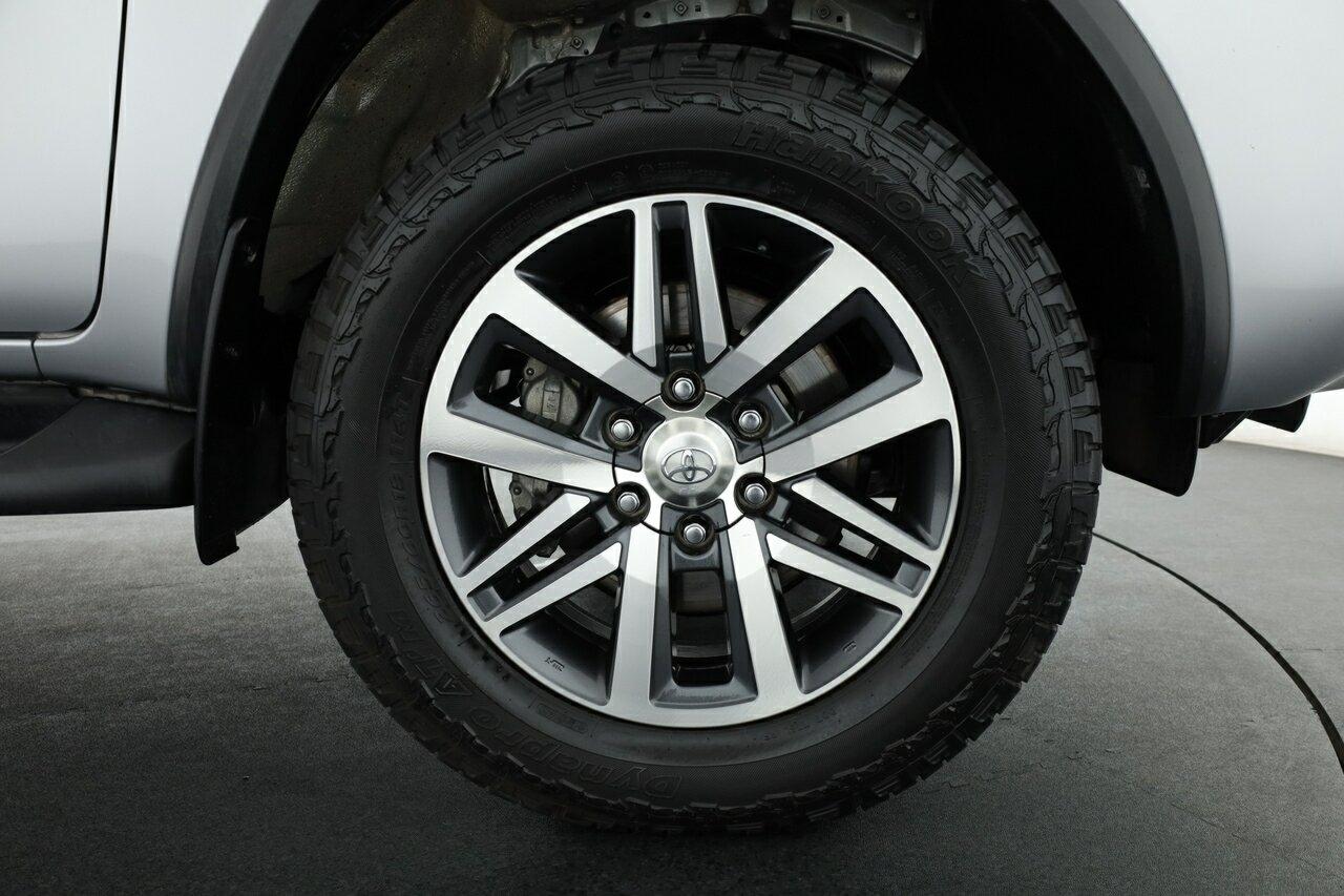 Toyota Fortuner image 4