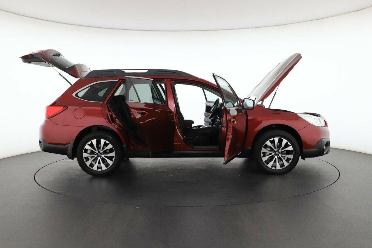 Subaru Outback image 2