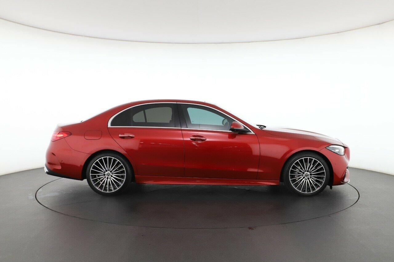 Mercedes Benz C-class image 3