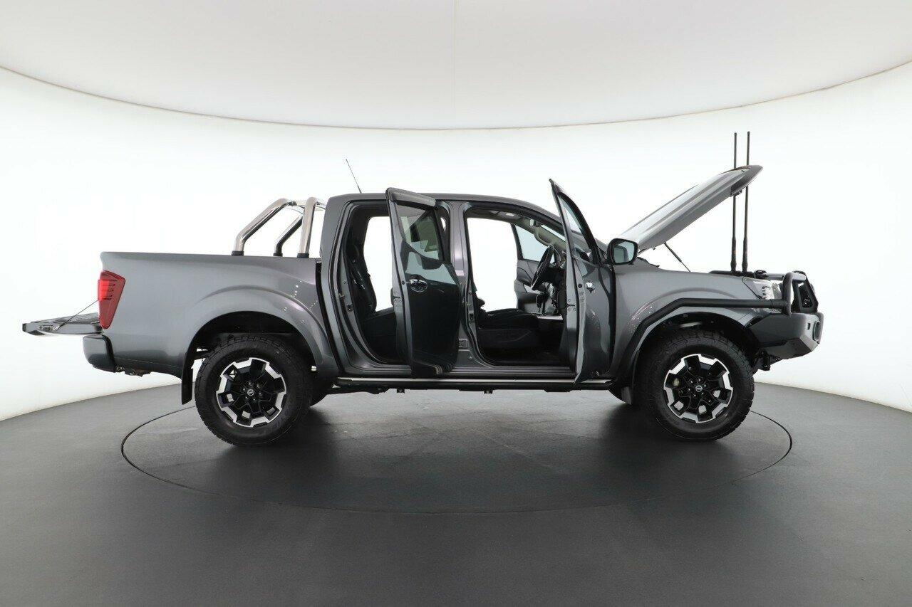 Nissan Navara image 2