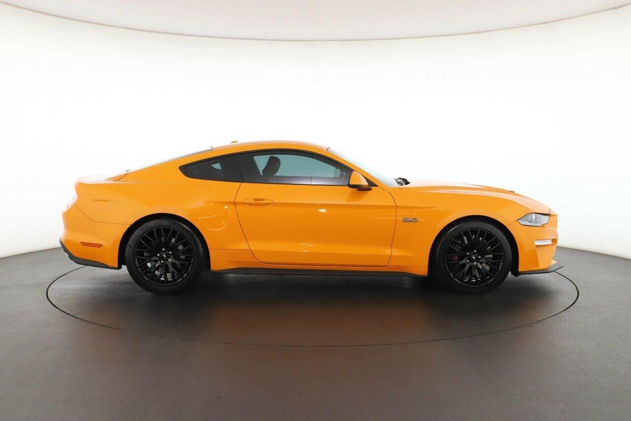 Ford Mustang image 2