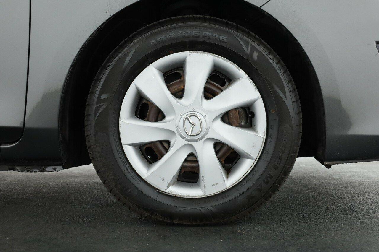 Mazda 3 image 3