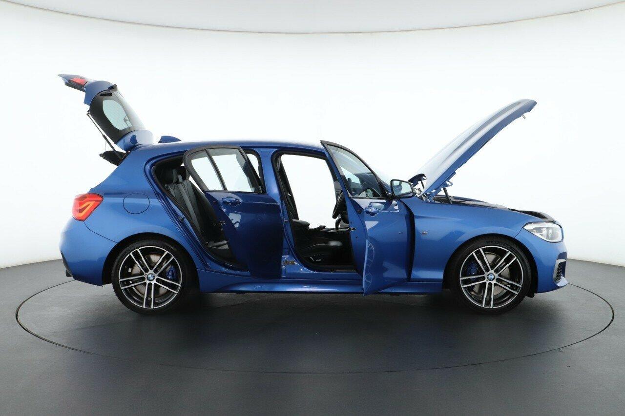 BMW 1 Series image 3