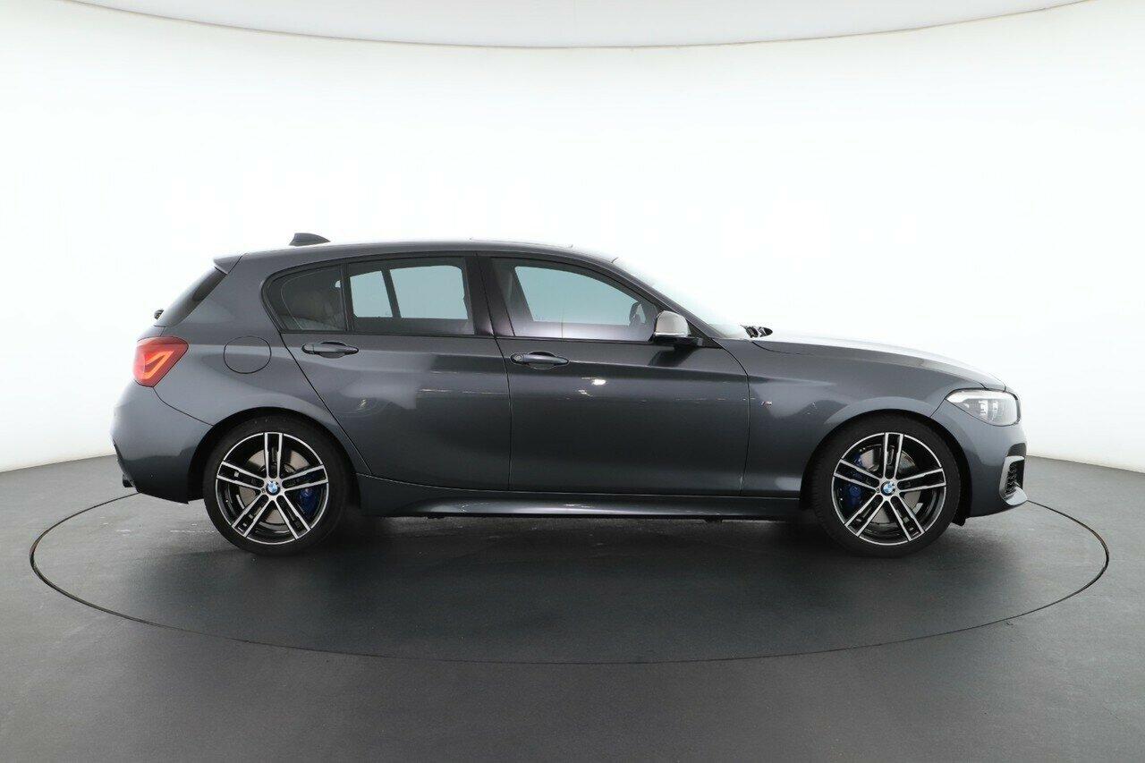 BMW 1 Series image 2