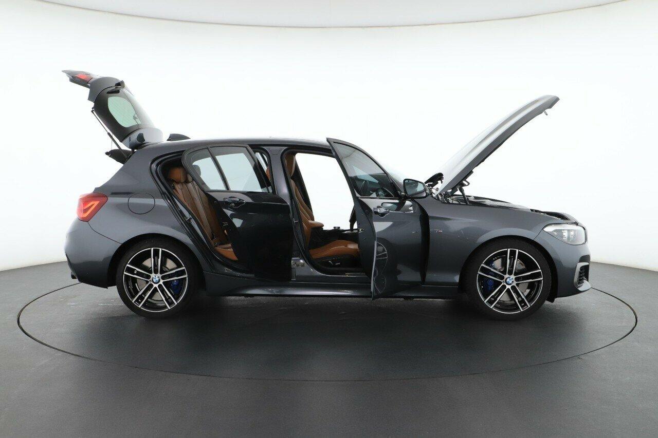 BMW 1 Series image 3