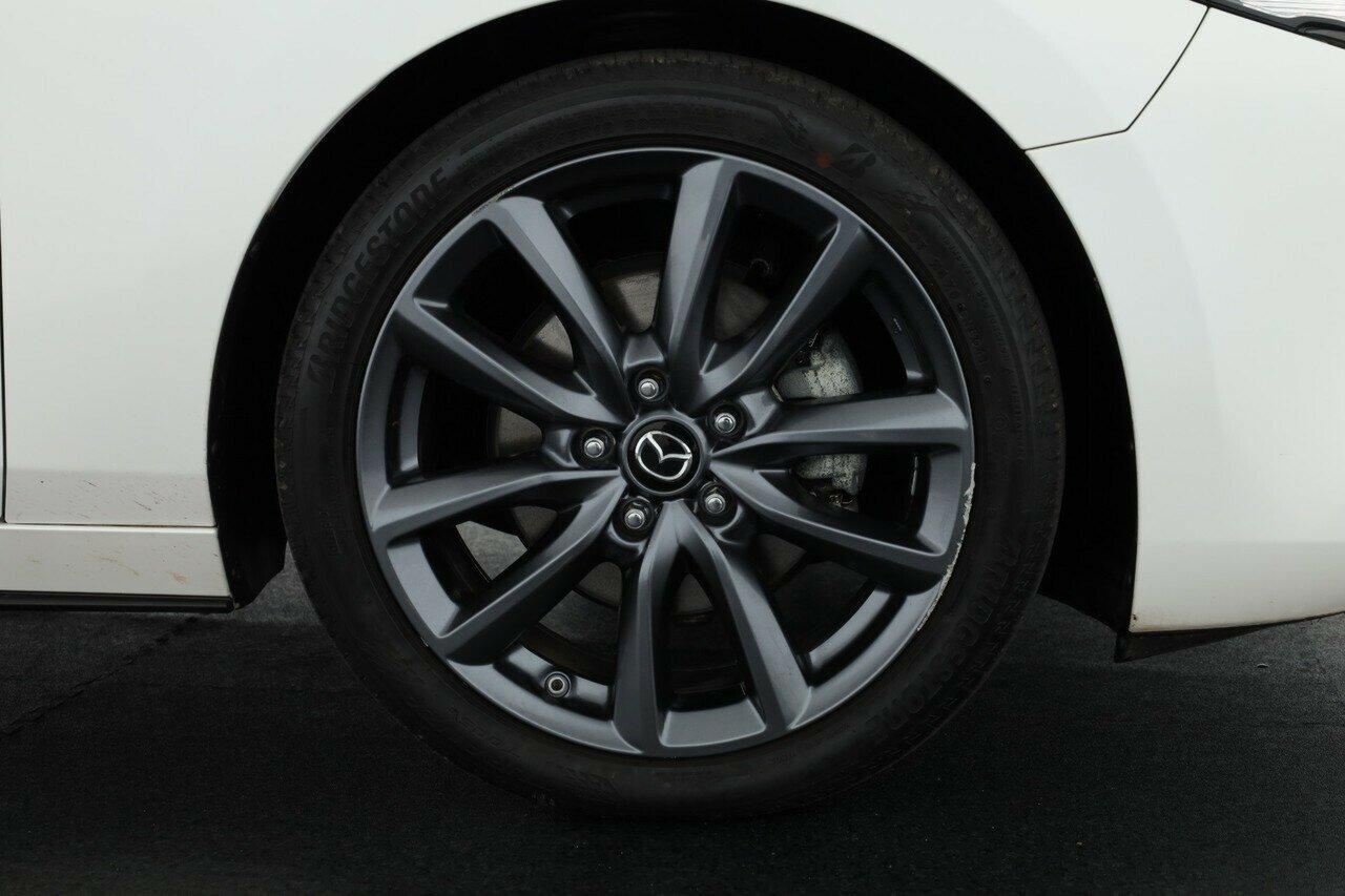 Mazda 3 image 4