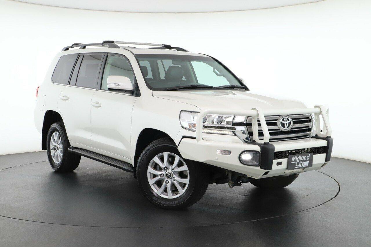 Toyota Landcruiser image 1