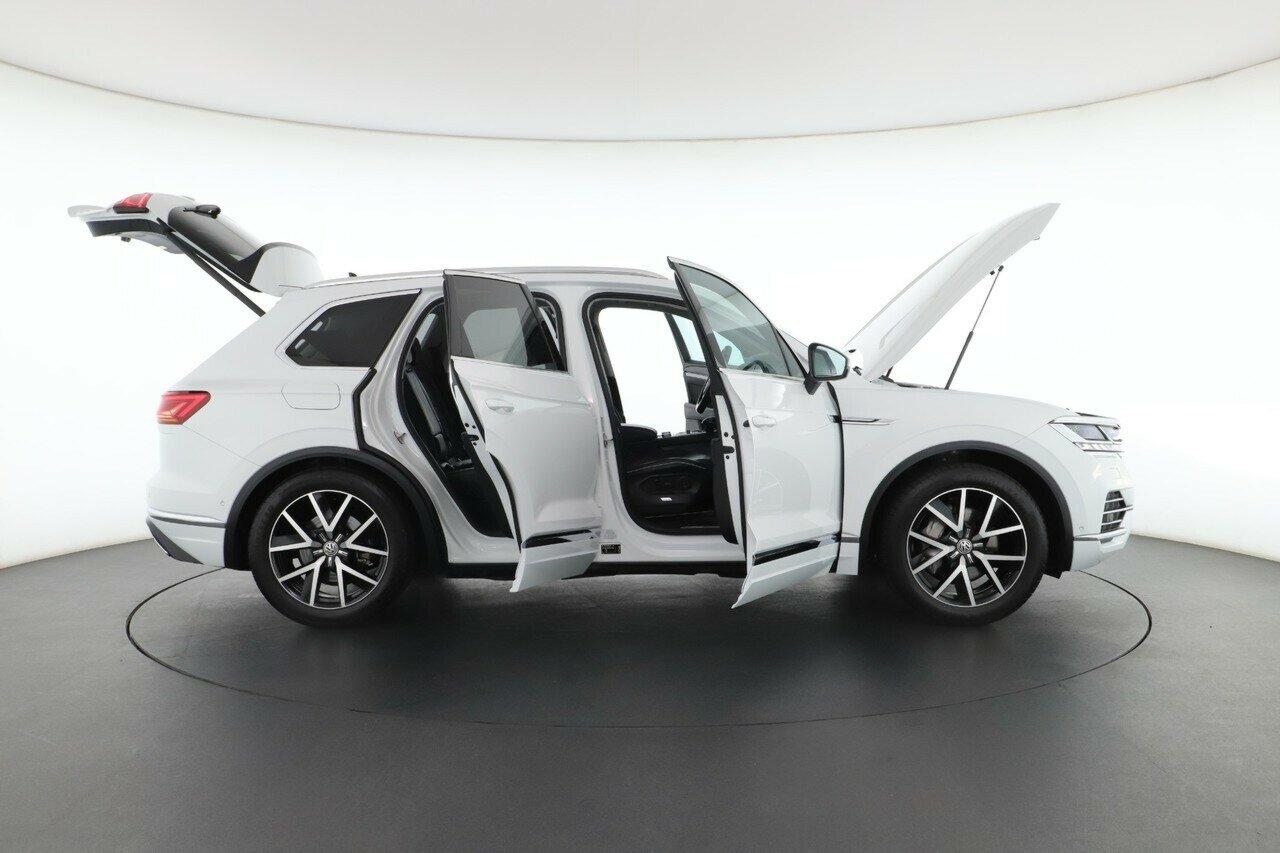 Volkswagen Touareg image 2