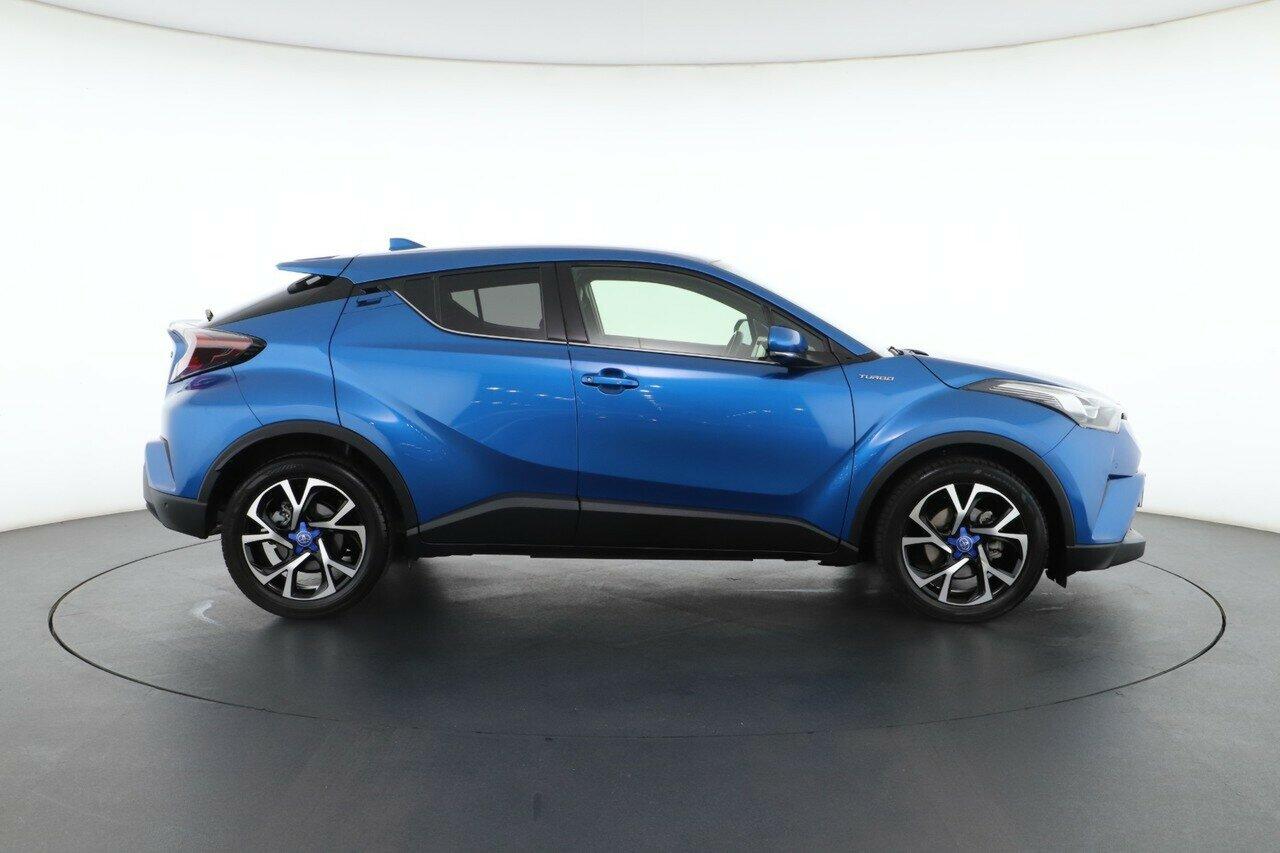Toyota C-hr image 3