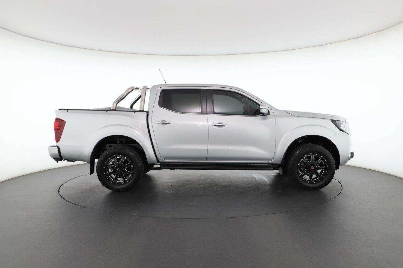Nissan Navara image 3