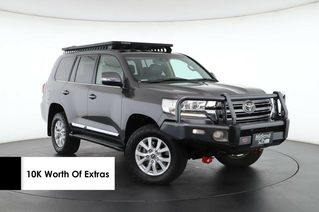 Toyota Landcruiser image 1