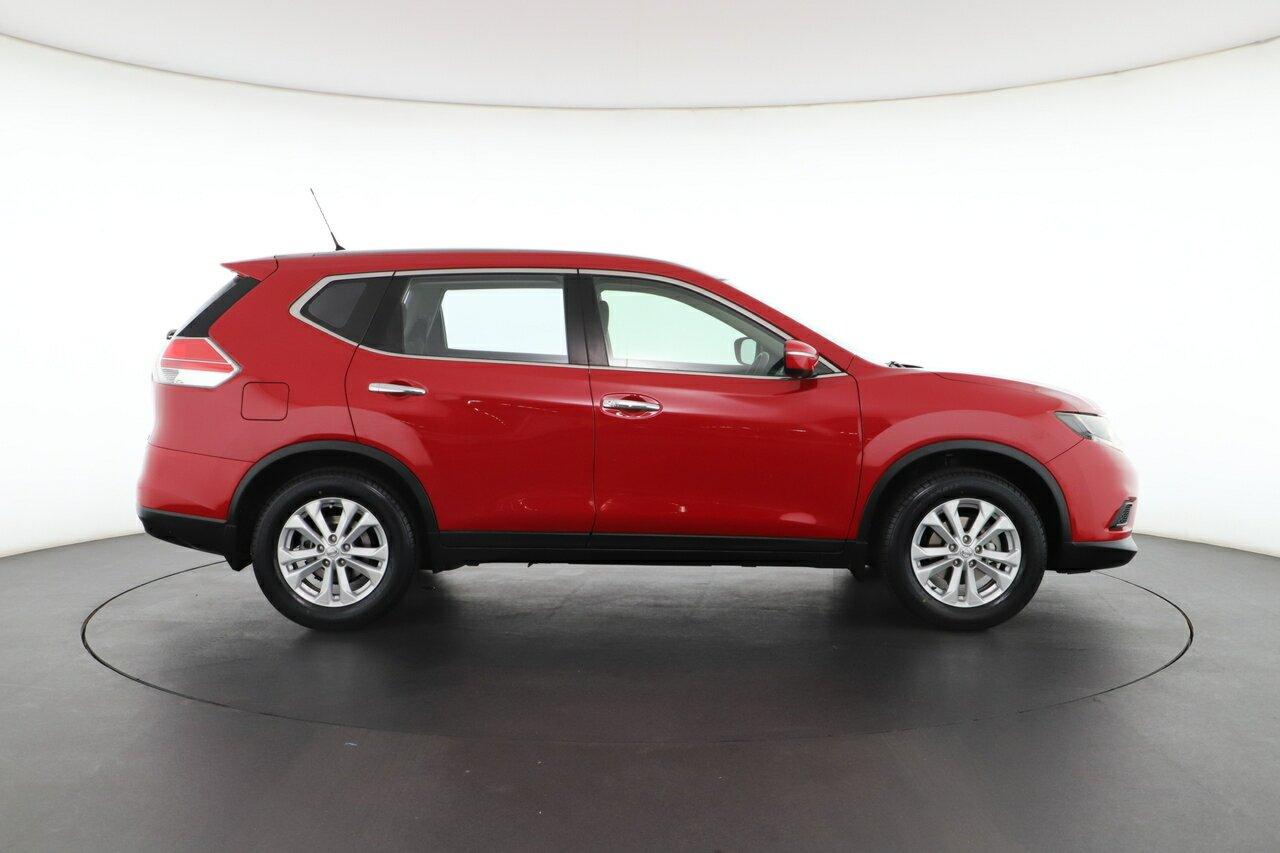 Nissan X-trail image 2