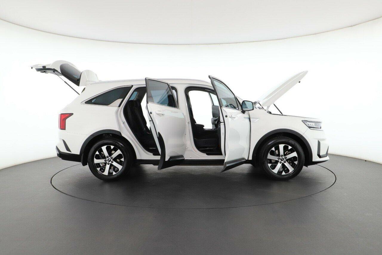 Kia Sorento image 2