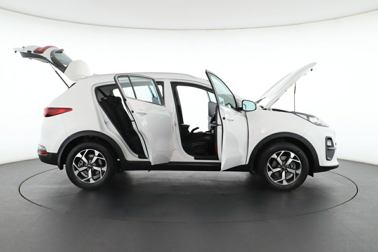 Kia Sportage image 3