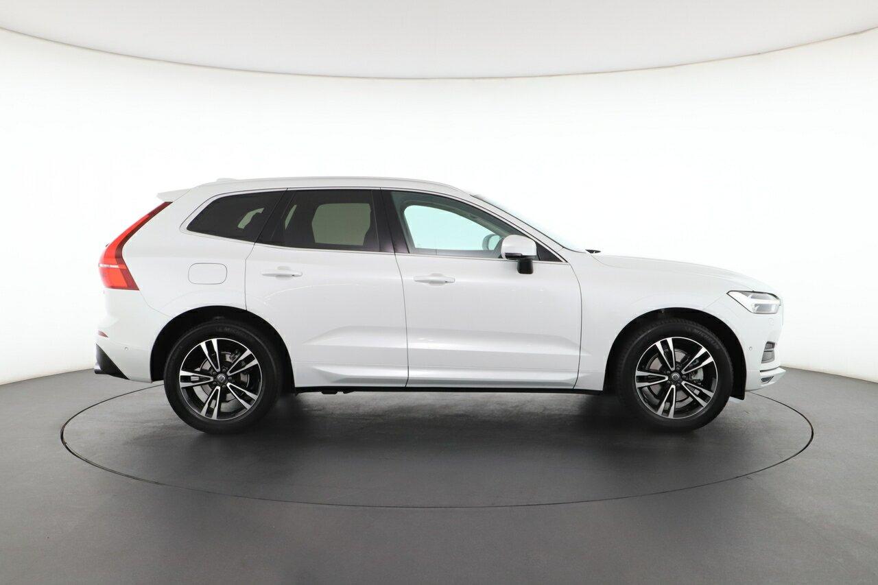 Volvo Xc60 image 2