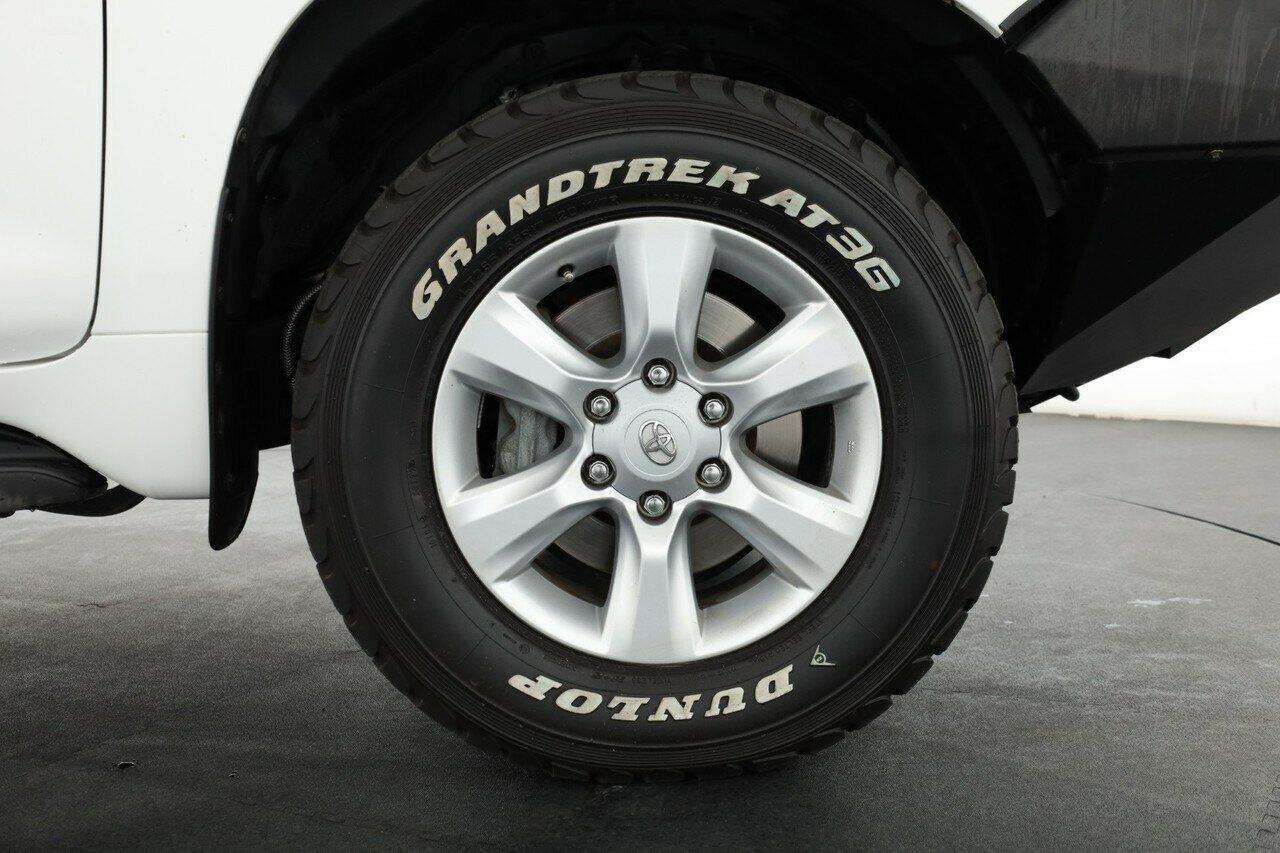 Toyota Landcruiser Prado image 4