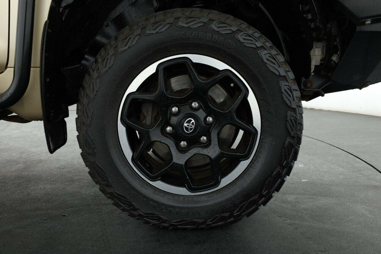 Toyota Landcruiser Prado image 3