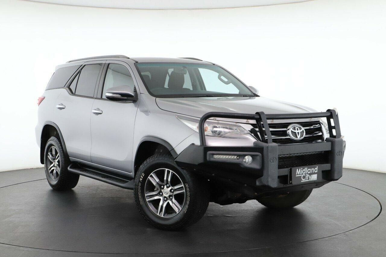 Toyota Fortuner image 1