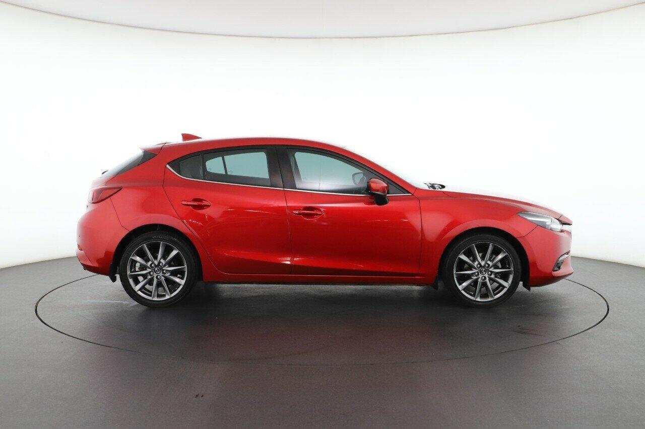 Mazda 3 image 3