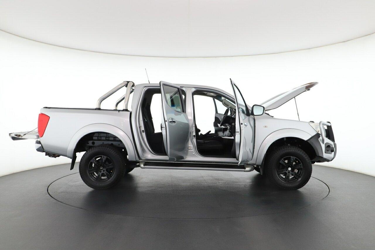 Nissan Navara image 3